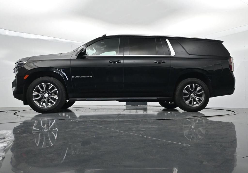 2024 Chevrolet Suburban LT