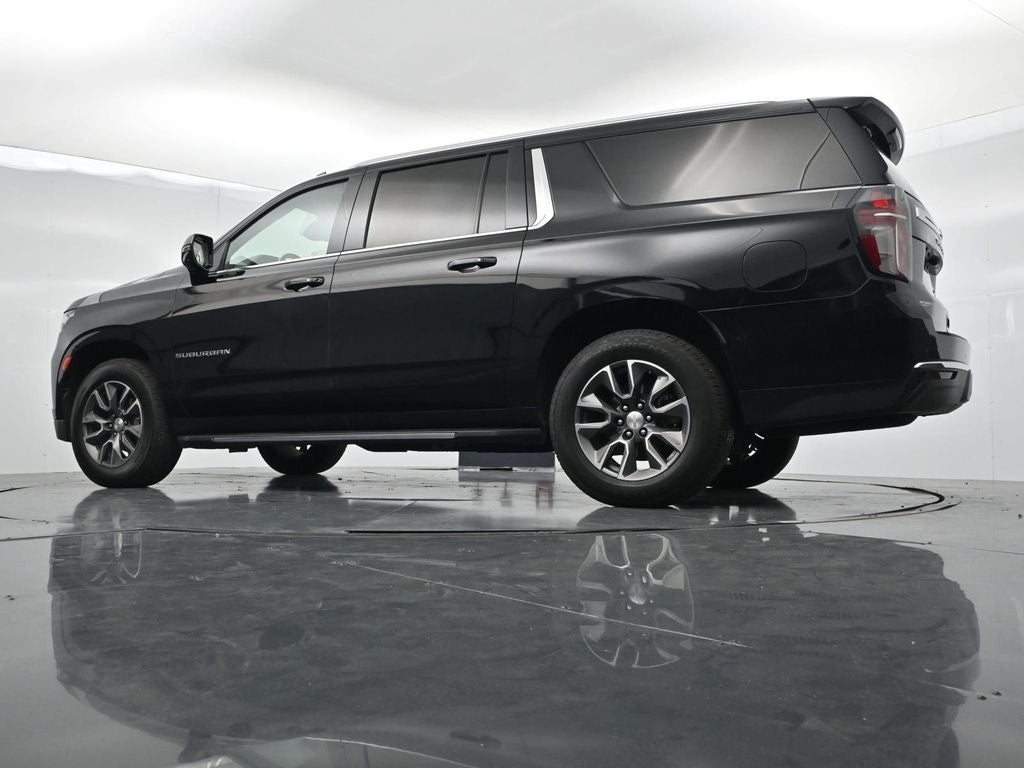 2024 Chevrolet Suburban LT
