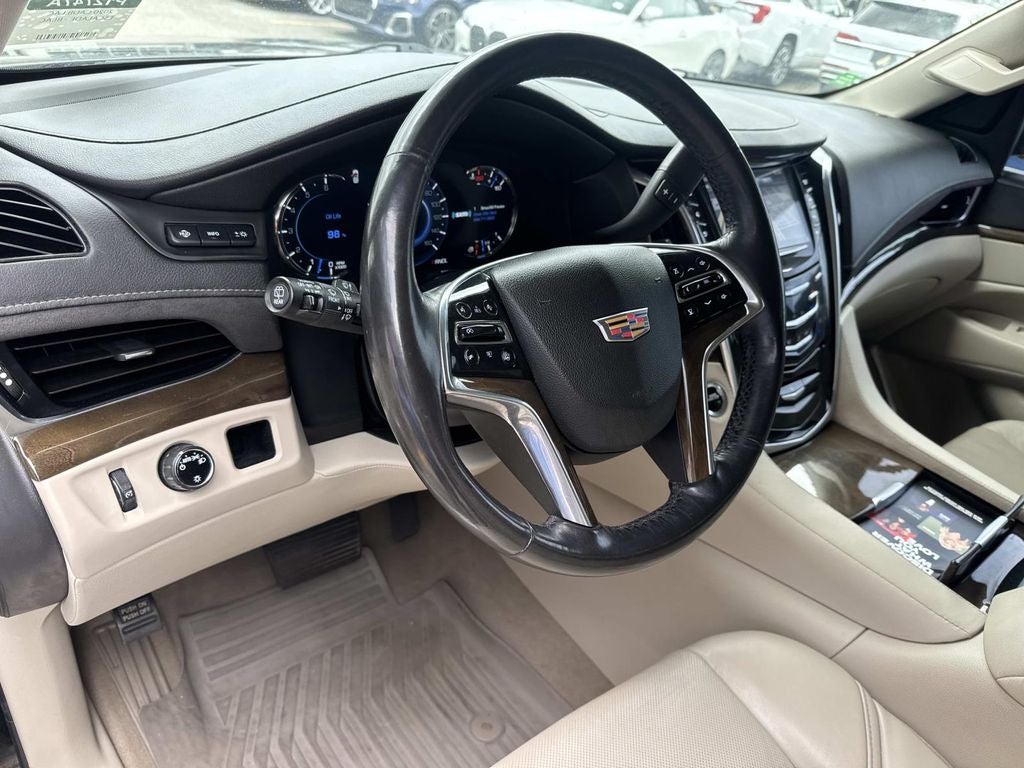 2020 Cadillac Escalade Luxury
