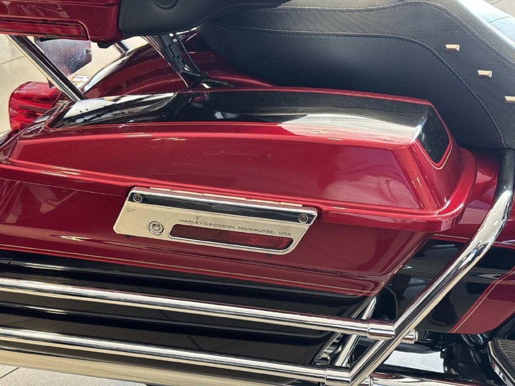2012 Harley-Davidson Touring Base
