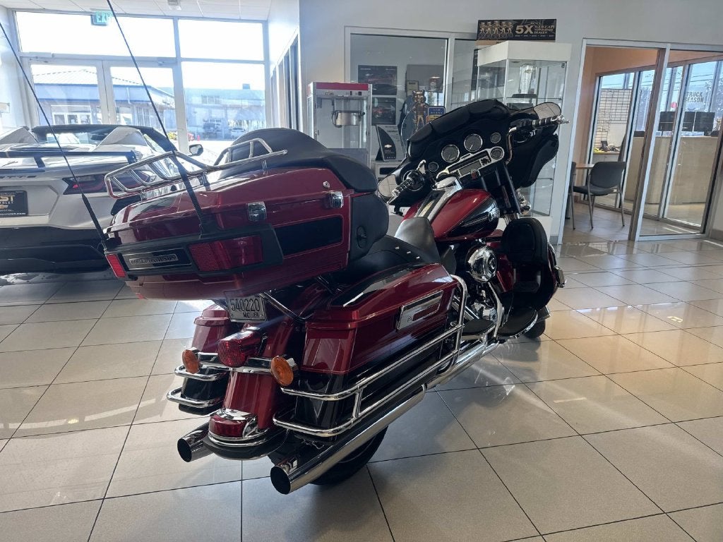 2012 Harley-Davidson Touring Base