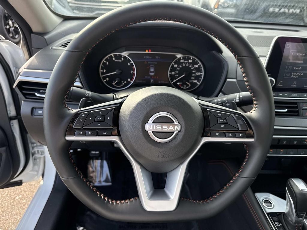 2025 Nissan Altima 2.5 SR