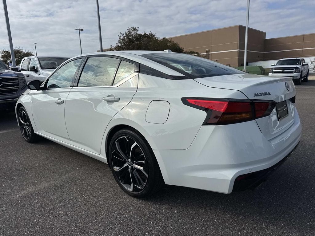 2025 Nissan Altima 2.5 SR