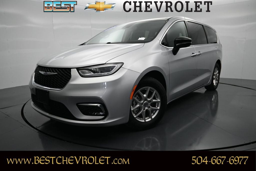 2024 Chrysler Pacifica Touring L