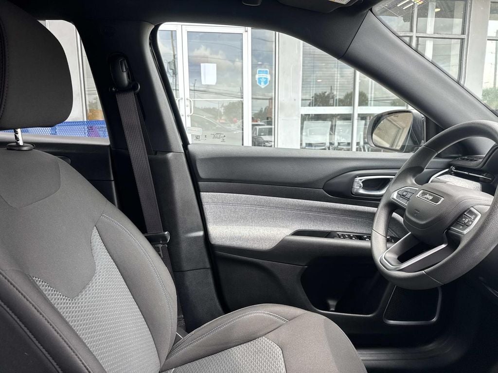 2025 Jeep Compass Sport