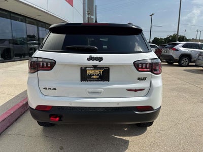 2025 Jeep Compass Trailhawk