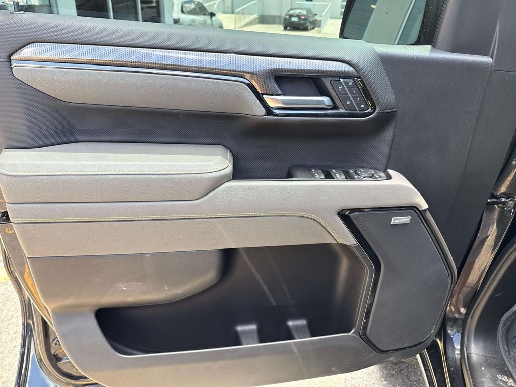 2025 Chevrolet Silverado 1500 ZR2