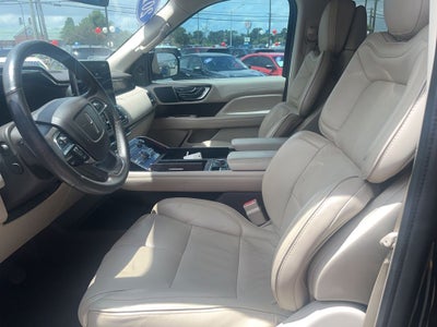 2019 Lincoln Navigator Select