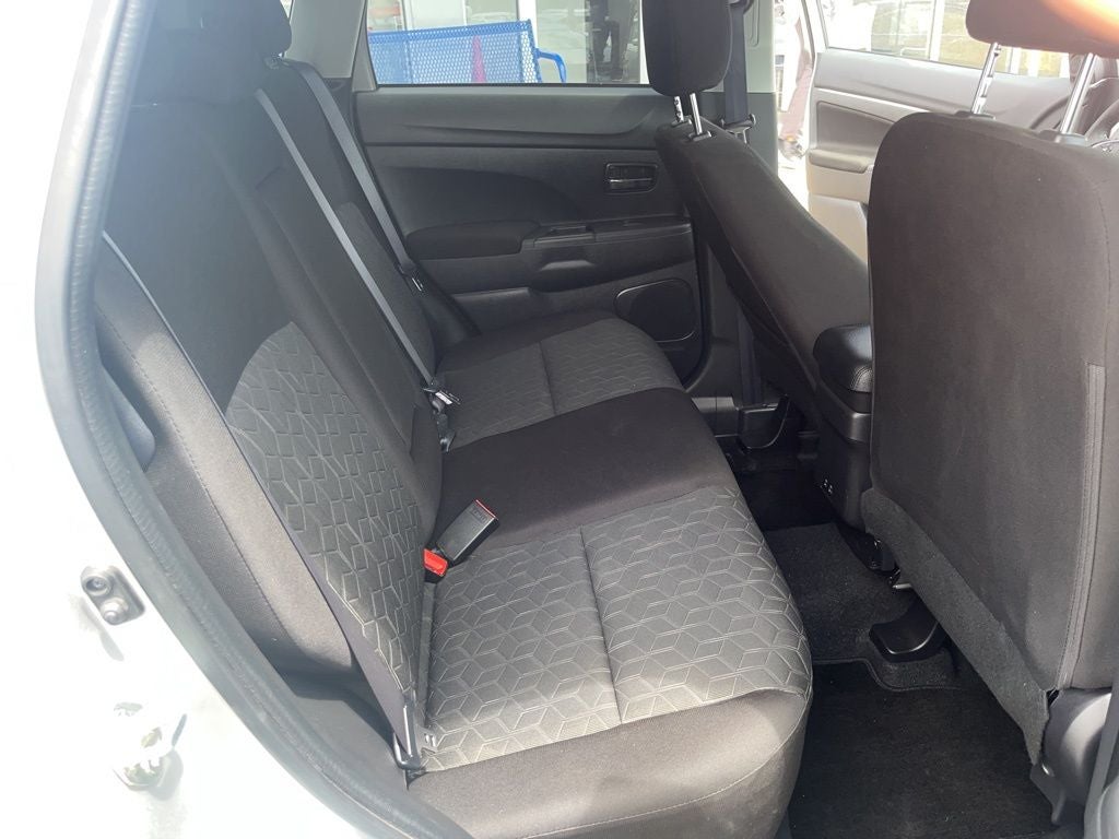 2025 Mitsubishi Outlander Sport 2.0 LE