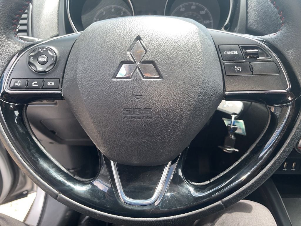 2025 Mitsubishi Outlander Sport 2.0 LE