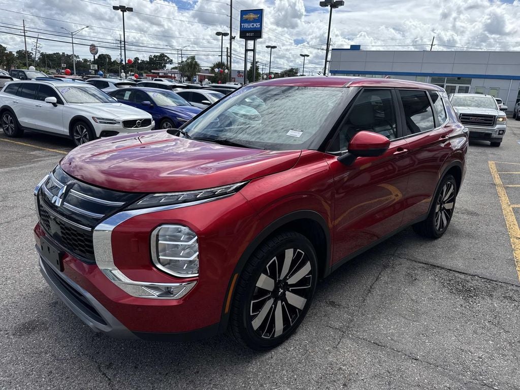 2025 Mitsubishi Outlander SE