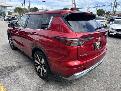 2025 Mitsubishi Outlander SE