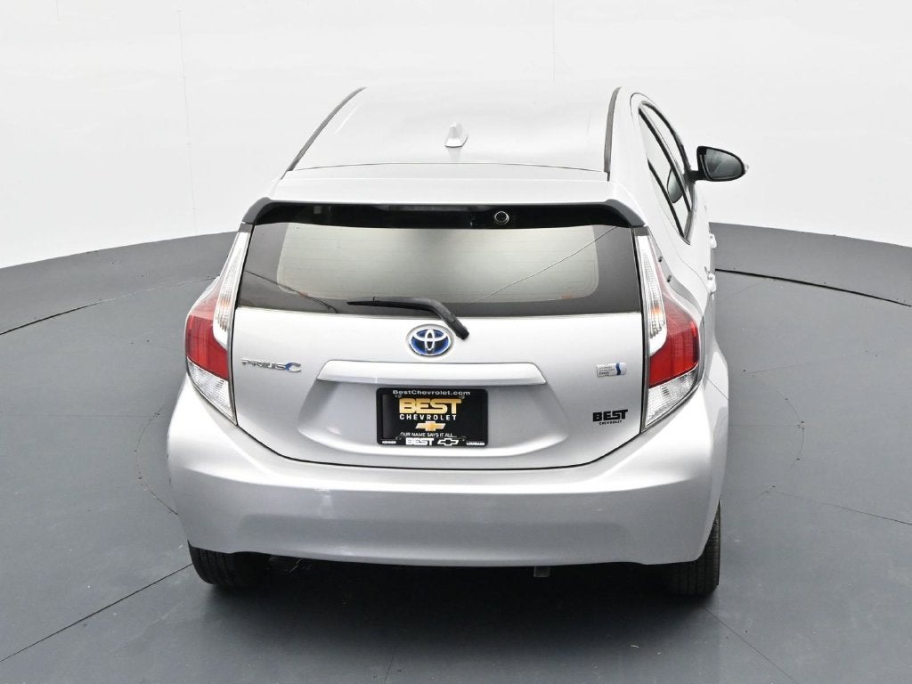 2016 Toyota Prius c One