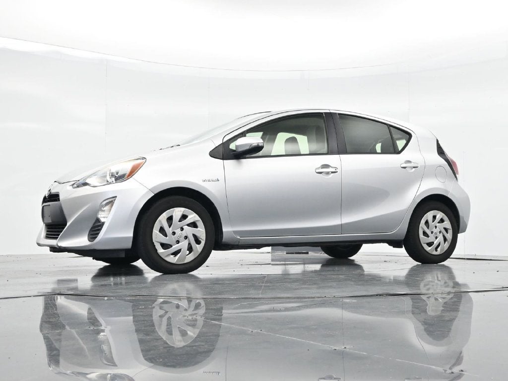 2016 Toyota Prius c One