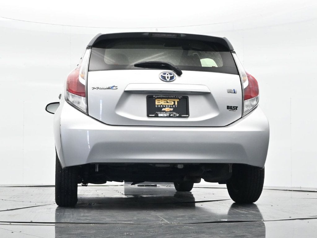 2016 Toyota Prius c One