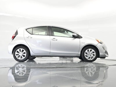2016 Toyota Prius c One