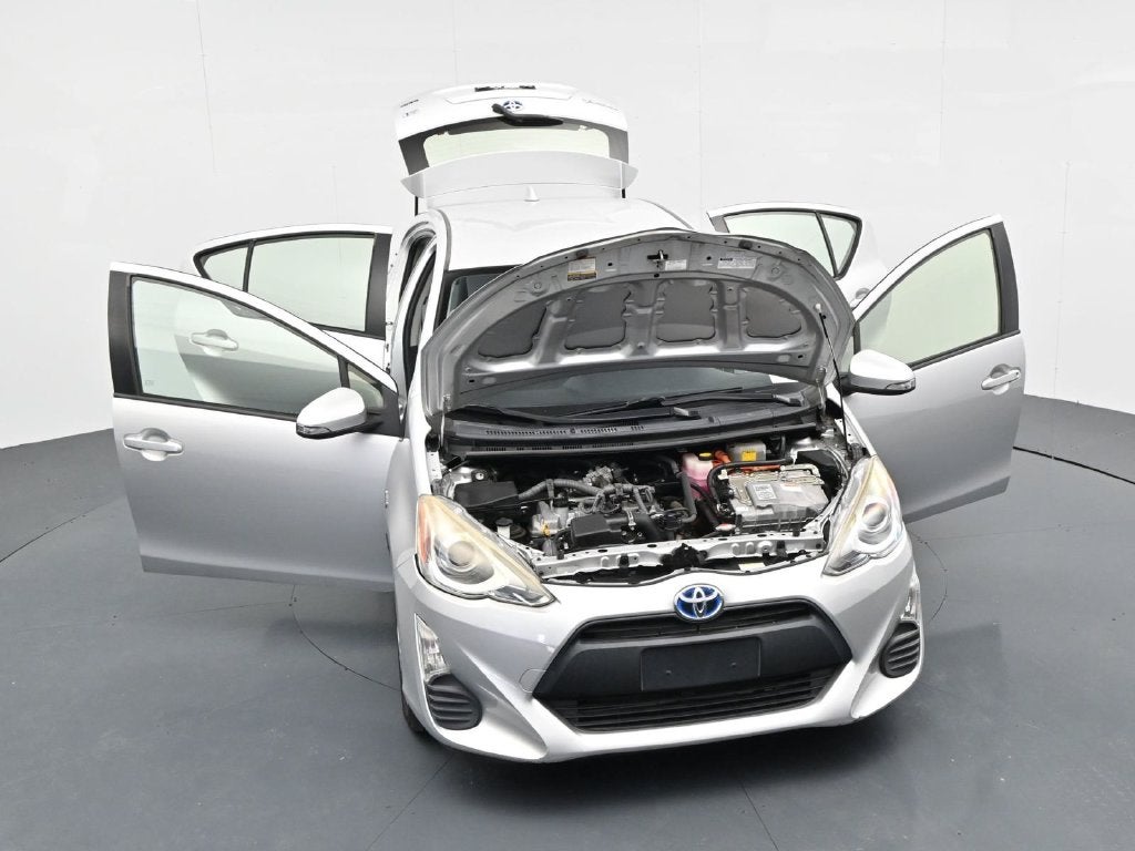 2016 Toyota Prius c One