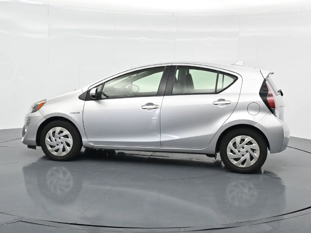 2016 Toyota Prius c One