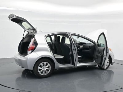 2016 Toyota Prius c One