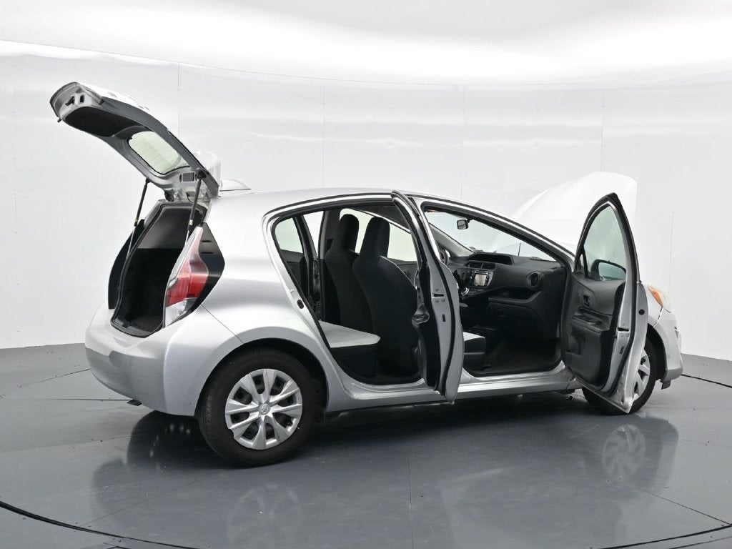 2016 Toyota Prius c One