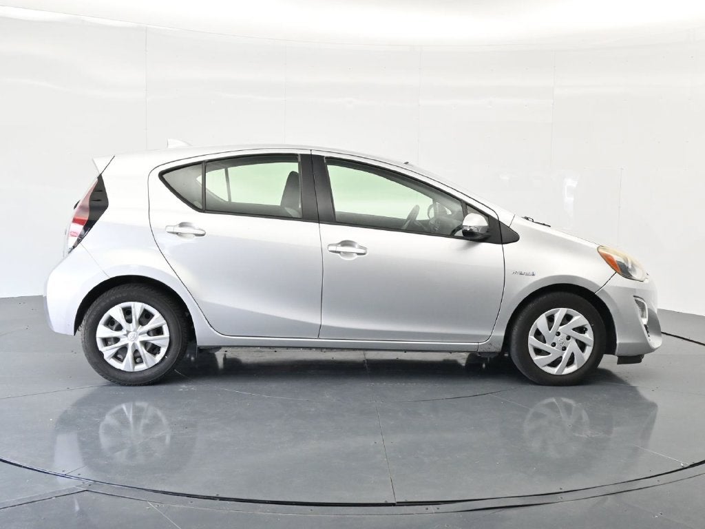 2016 Toyota Prius c One