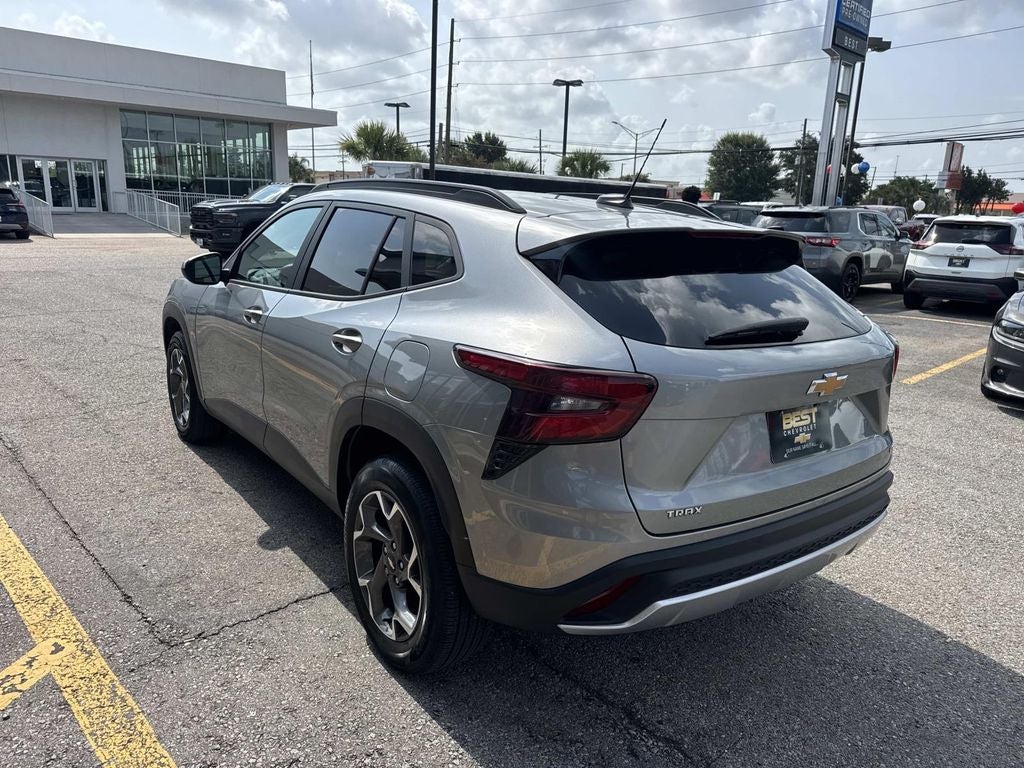 2024 Chevrolet Trax LT
