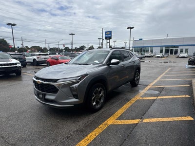 2025 Chevrolet Trax LT