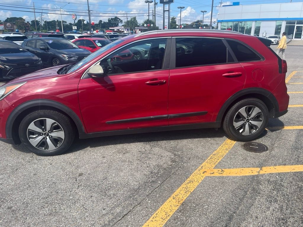 2017 Kia Niro LX