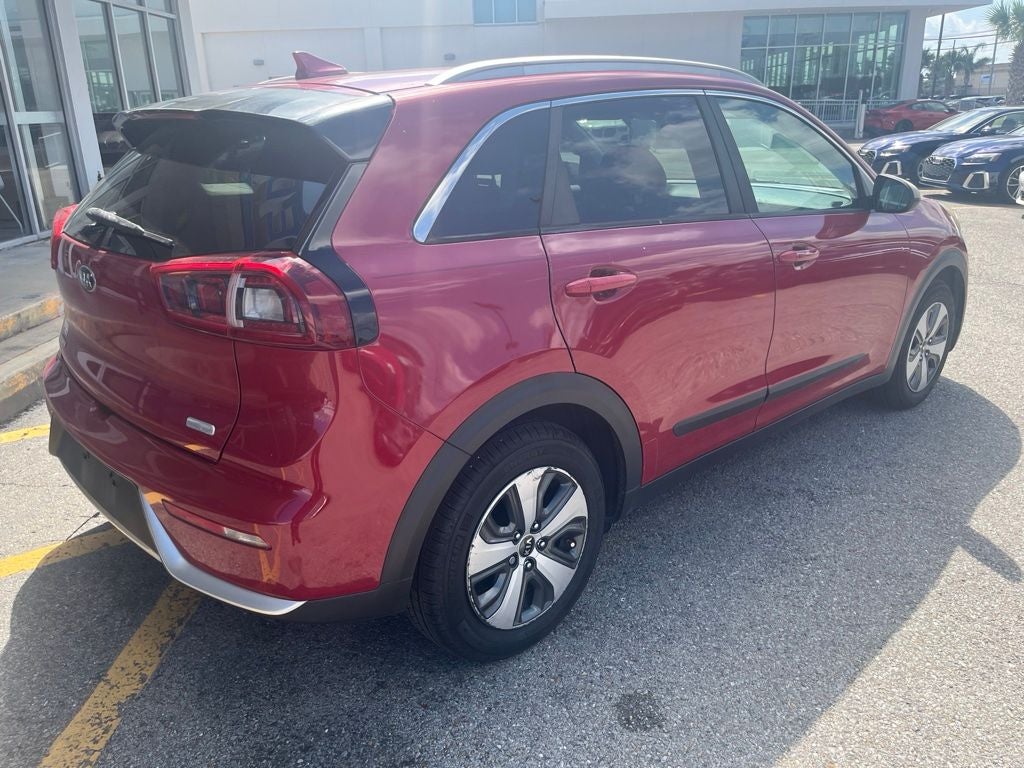 2017 Kia Niro LX