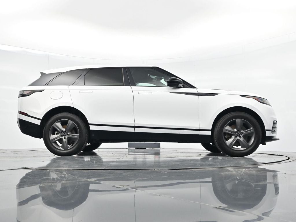 2025 Land Rover Range Rover Velar Dynamic SE