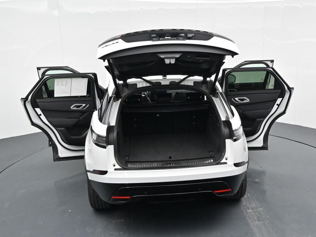 2025 Land Rover Range Rover Velar Dynamic SE