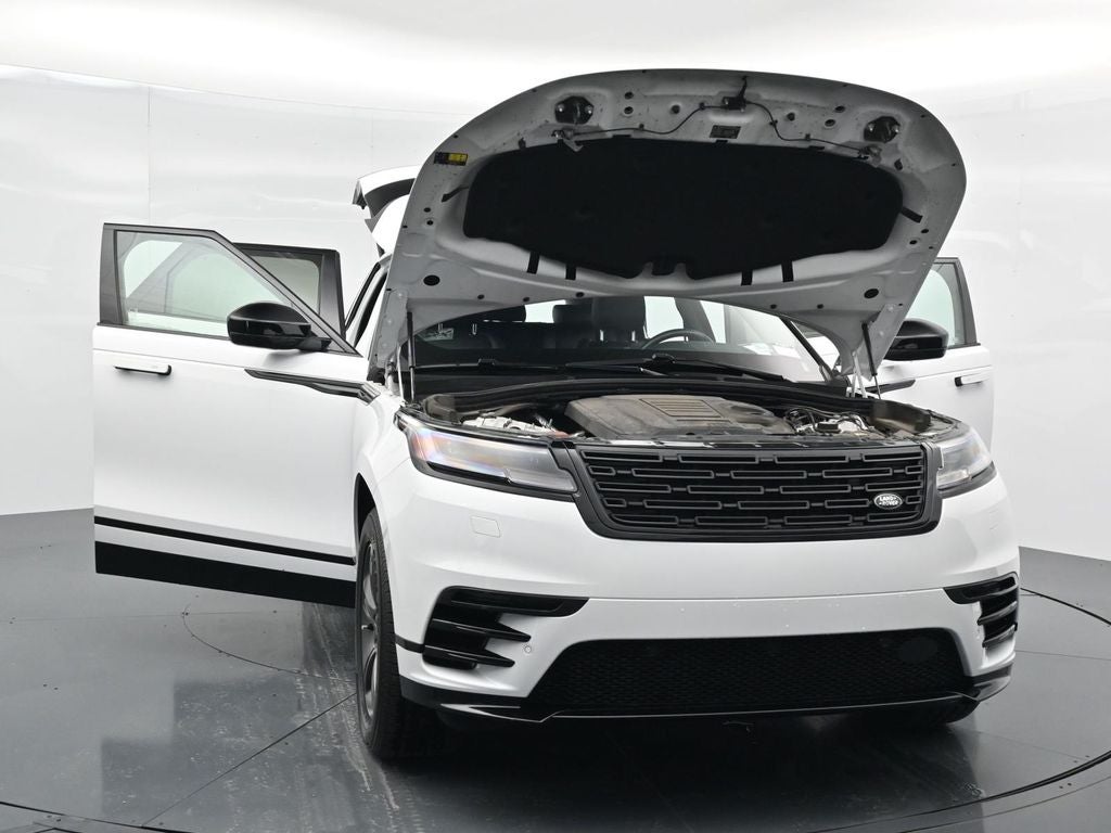 2025 Land Rover Range Rover Velar Dynamic SE