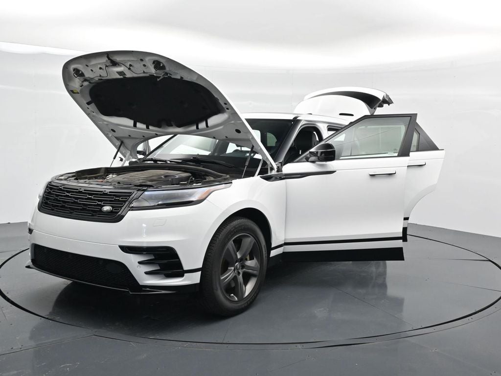 2025 Land Rover Range Rover Velar Dynamic SE