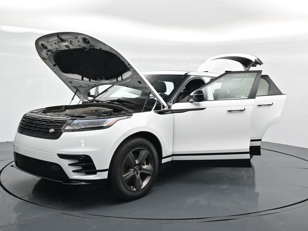 2025 Land Rover Range Rover Velar Dynamic SE