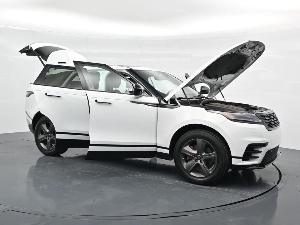 2025 Land Rover Range Rover Velar Dynamic SE