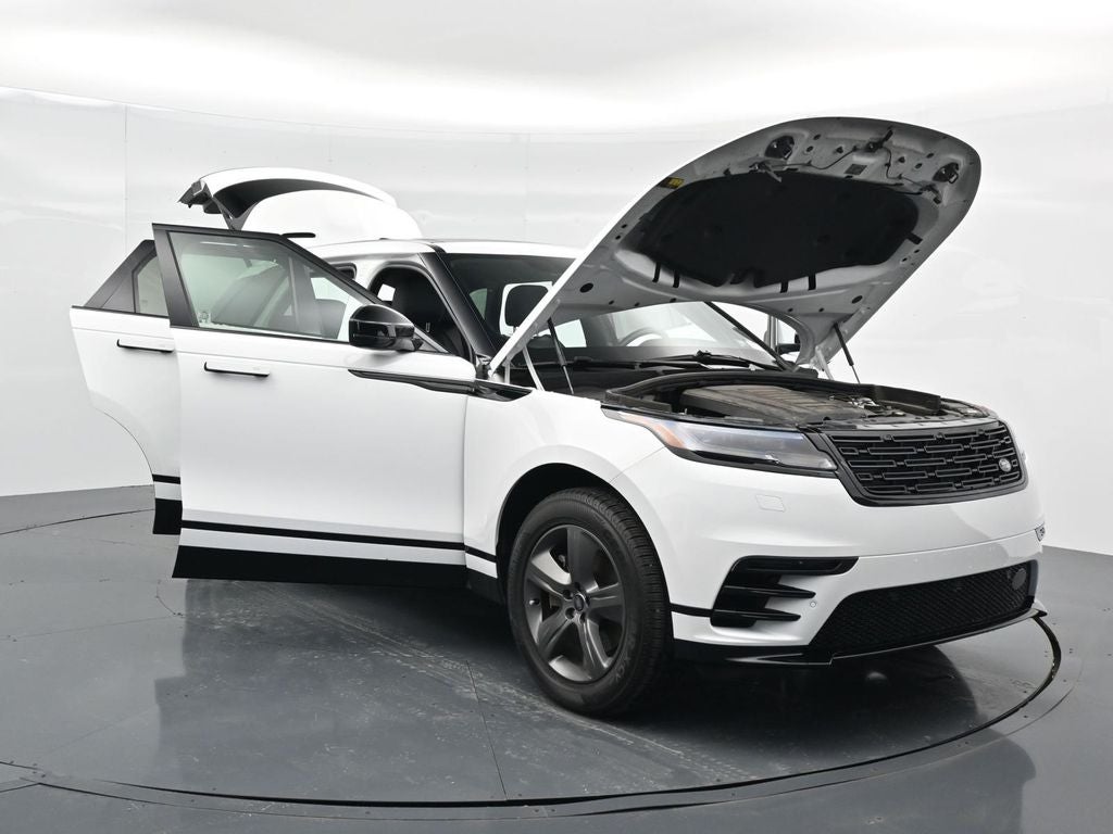 2025 Land Rover Range Rover Velar Dynamic SE