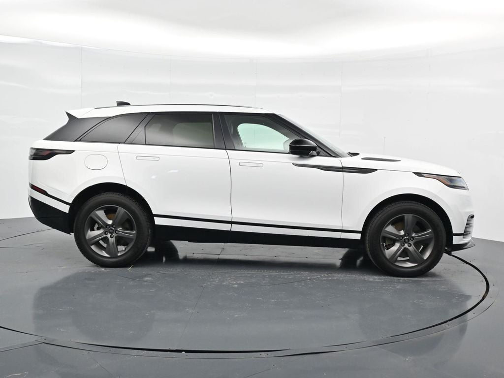 2025 Land Rover Range Rover Velar Dynamic SE