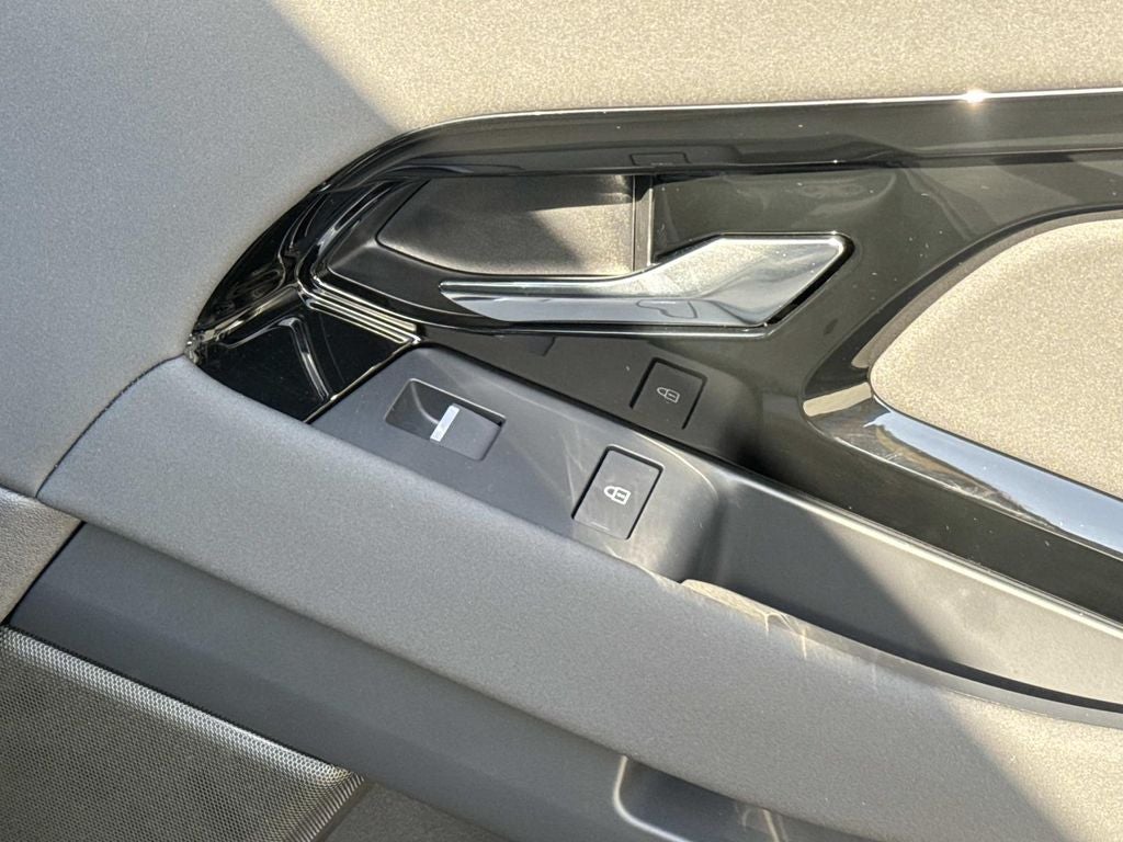 2026 Land Rover Range Rover Evoque S