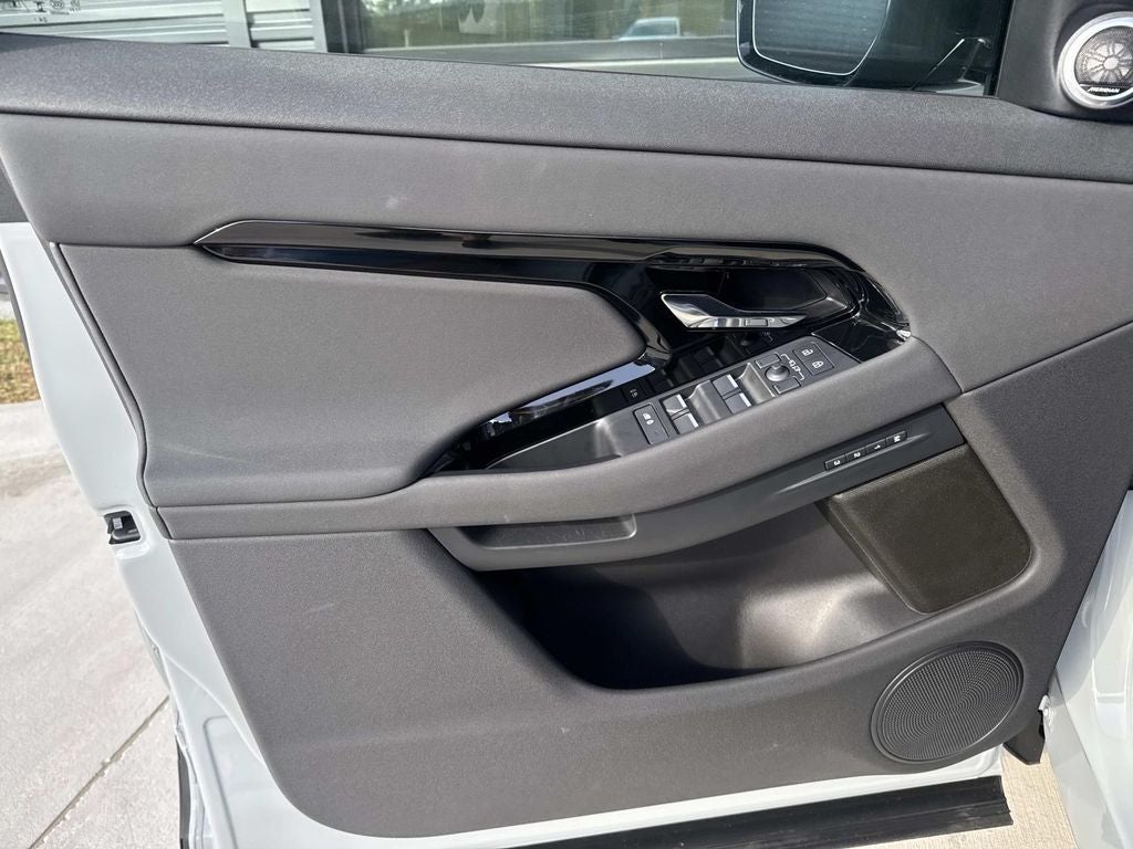 2026 Land Rover Range Rover Evoque S