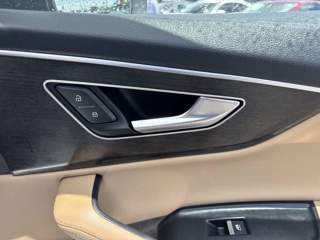 2023 Audi Q7 45 Premium Plus quattro