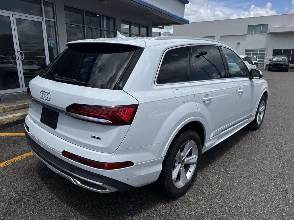 2023 Audi Q7 45 Premium Plus quattro