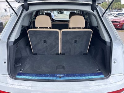 2023 Audi Q7 45 Premium Plus quattro