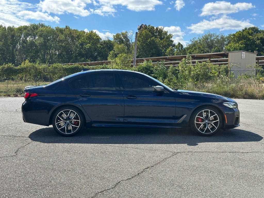 2022 BMW 5 Series M550i xDrive