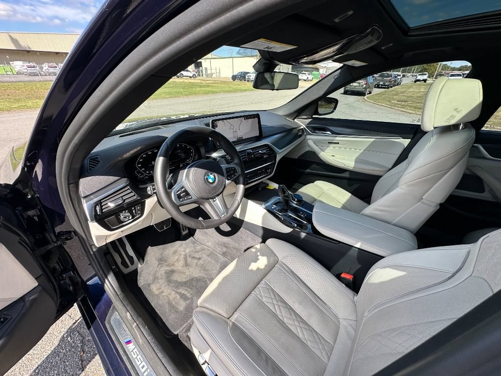 2022 BMW 5 Series M550i xDrive