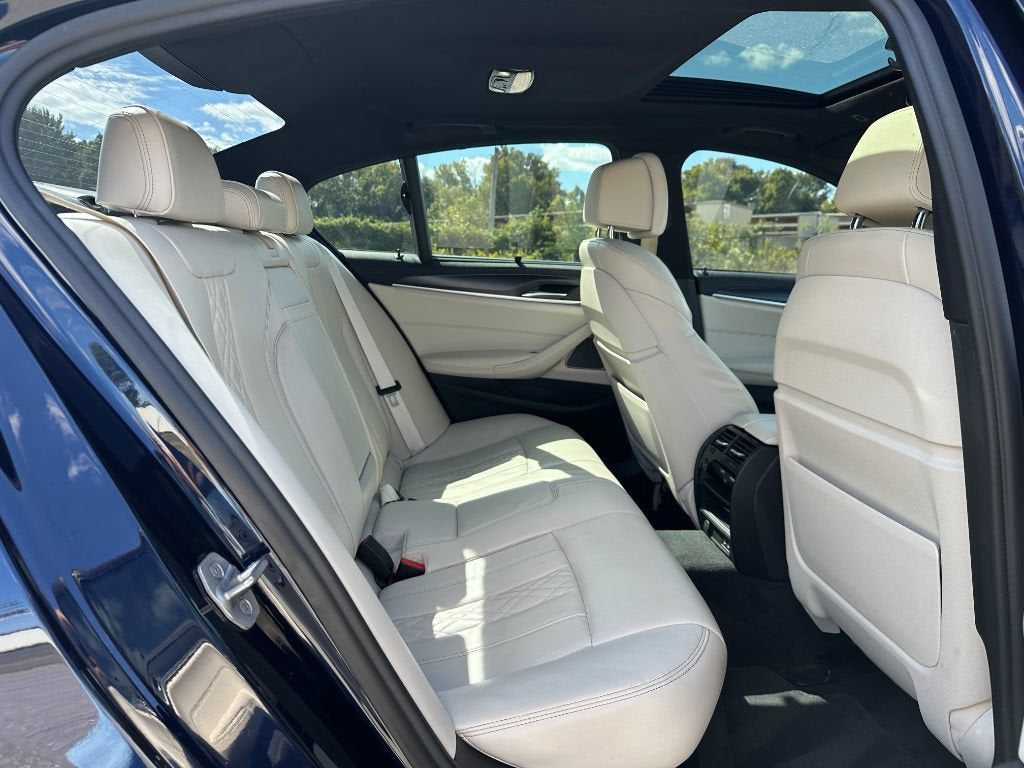2022 BMW 5 Series M550i xDrive