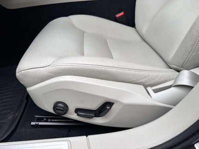 2025 Volvo V60 Cross Country B5 Plus