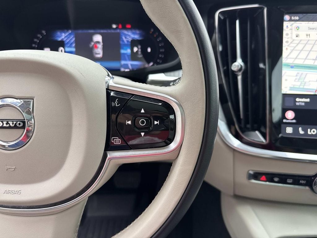 2025 Volvo V60 Cross Country B5 Plus