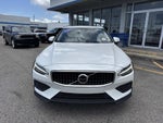 2025 Volvo V60 Cross Country B5 Plus