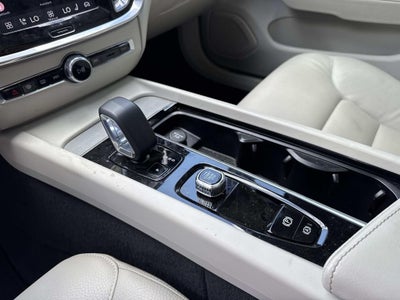 2025 Volvo V60 Cross Country B5 Plus